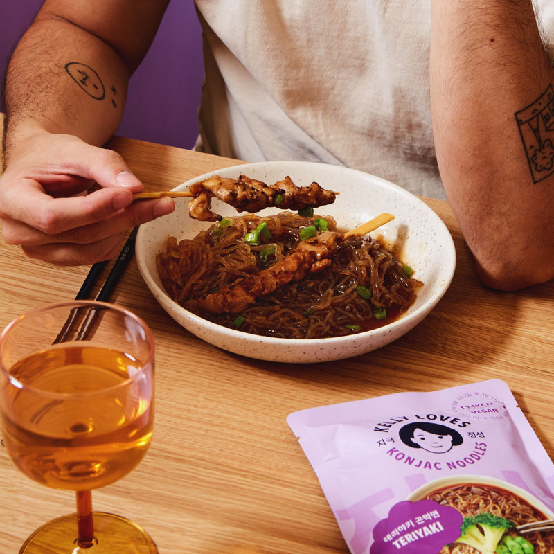 Kelly Loves Konjac Noodles - Teriyaki with Teriyaki Chicken